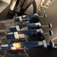 Lot of 4 VWR Single Channel Pipettes image 0